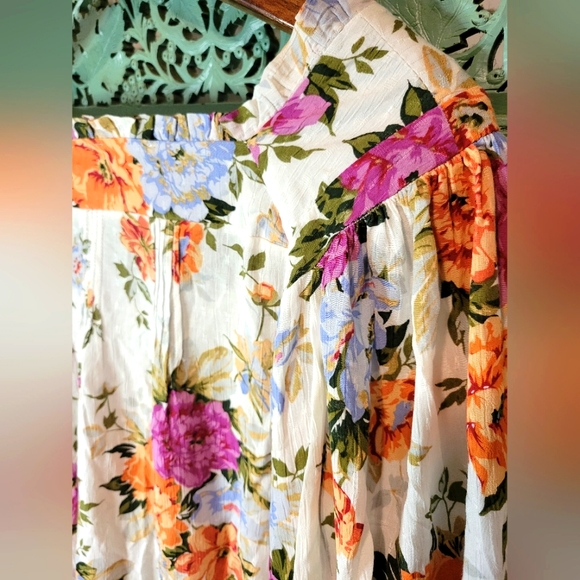 Rachel Roy | Women's Floral Square Neck Button Up Blouse | Size Small - Picture 11 of 15